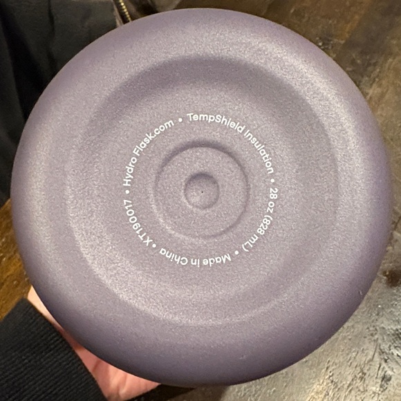 Hydro Flask Purple Insulated Food Container - Picture 2 of 4